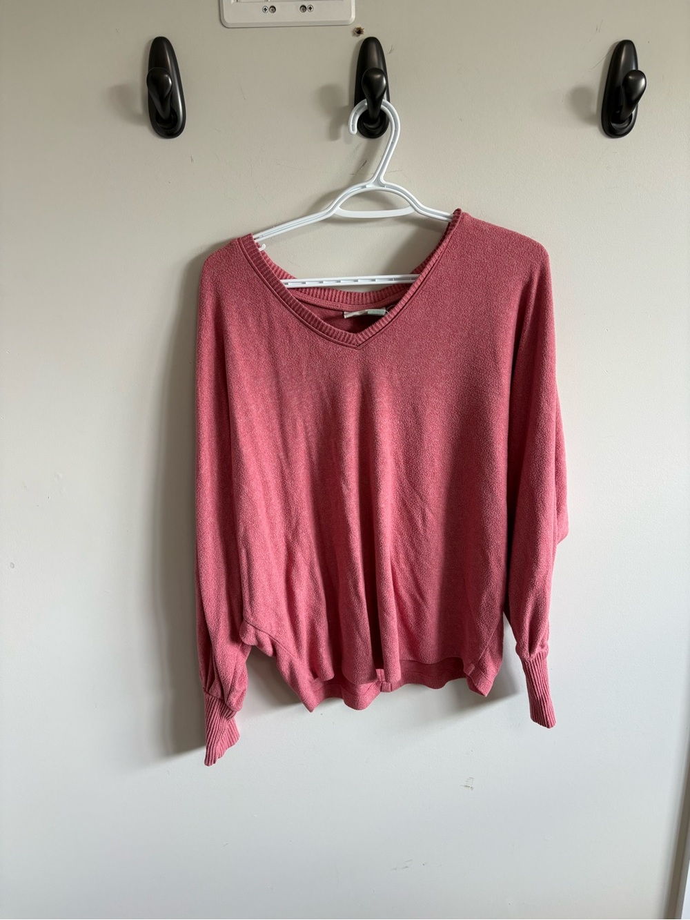 Anthropologie Dusty Rose V-Neck Lightweight Pullover Sweater